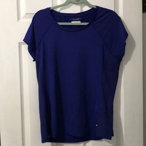 Columbia short sleeve Omni-freeze top